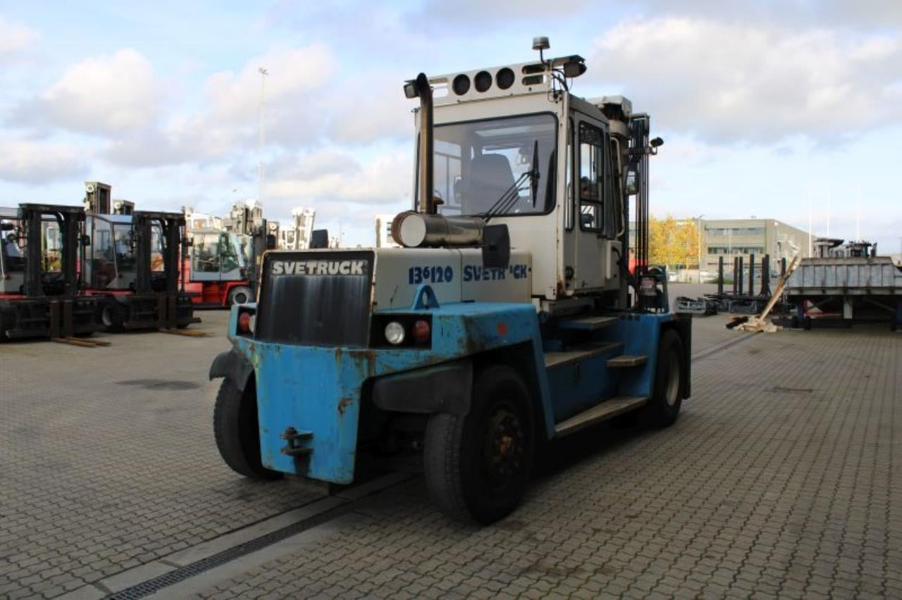 SveTruck 136120-35 - Carretilla elevadora diésel: foto 3 SveTruck 136120-35 - Carretilla elevadora diésel: foto 3