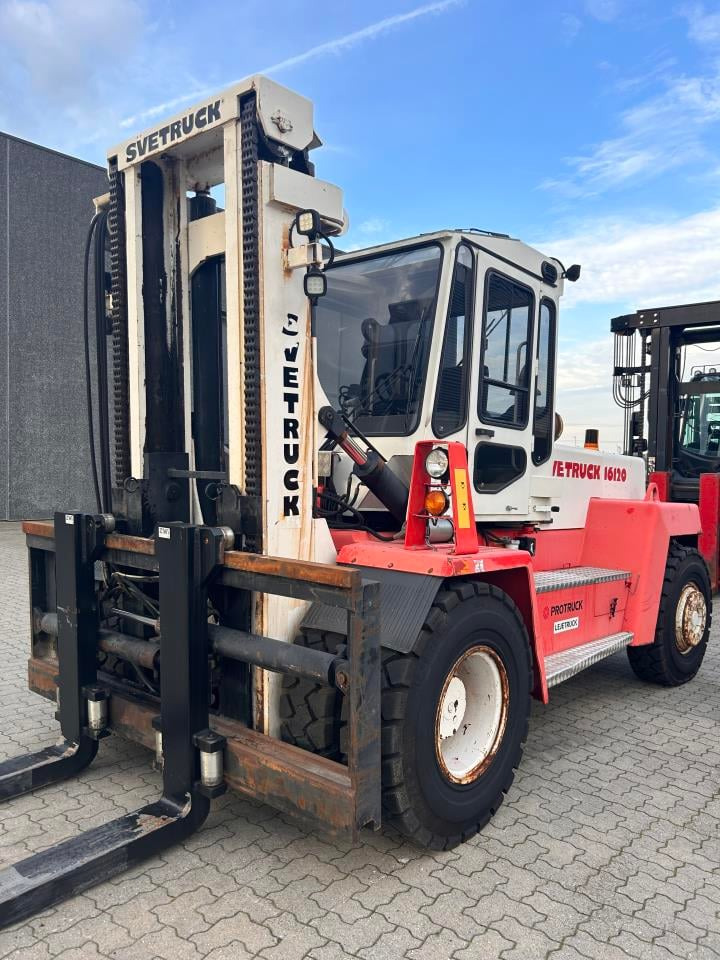 SveTruck 16120-38 - Carretilla elevadora diésel: foto 2 SveTruck 16120-38 - Carretilla elevadora diésel: foto 2