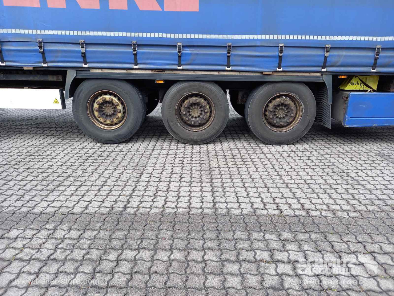 KRONE Auflieger Curtainsider Standard - Semirremolque lona: foto 3 KRONE Auflieger Curtainsider Standard - Semirremolque lona: foto 3