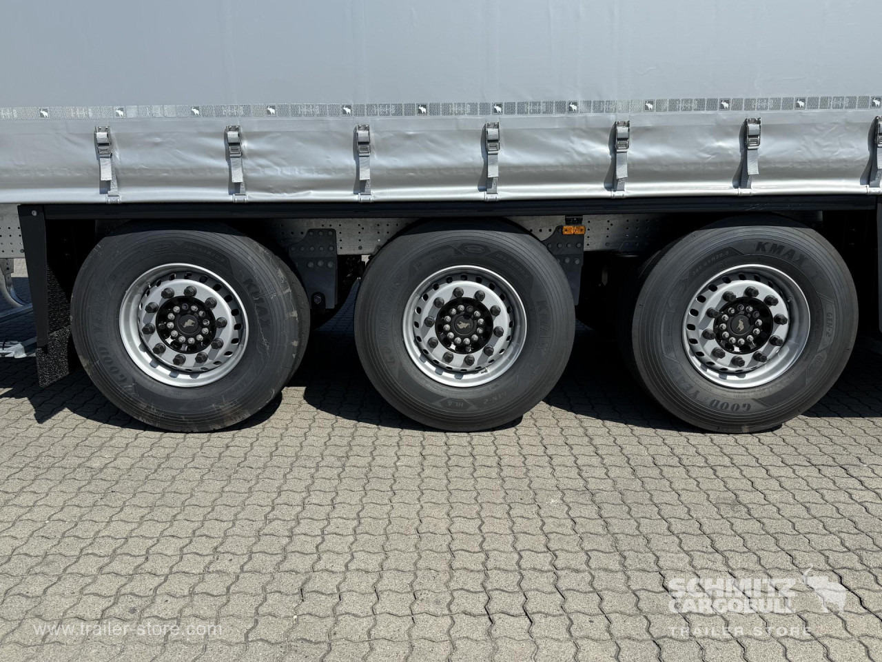 SCHMITZ Auflieger Curtainsider Standard - Semirremolque lona: foto 4 SCHMITZ Auflieger Curtainsider Standard - Semirremolque lona: foto 4