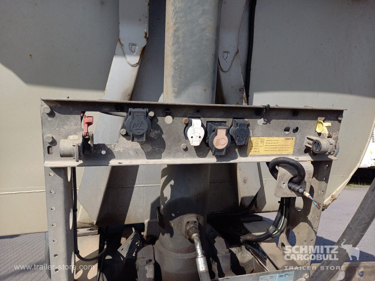 SCHMITZ Auflieger Kipper Stahlrundmulde 25m³ - Volquete semirremolque: foto 2 SCHMITZ Auflieger Kipper Stahlrundmulde 25m³ - Volquete semirremolque: foto 2