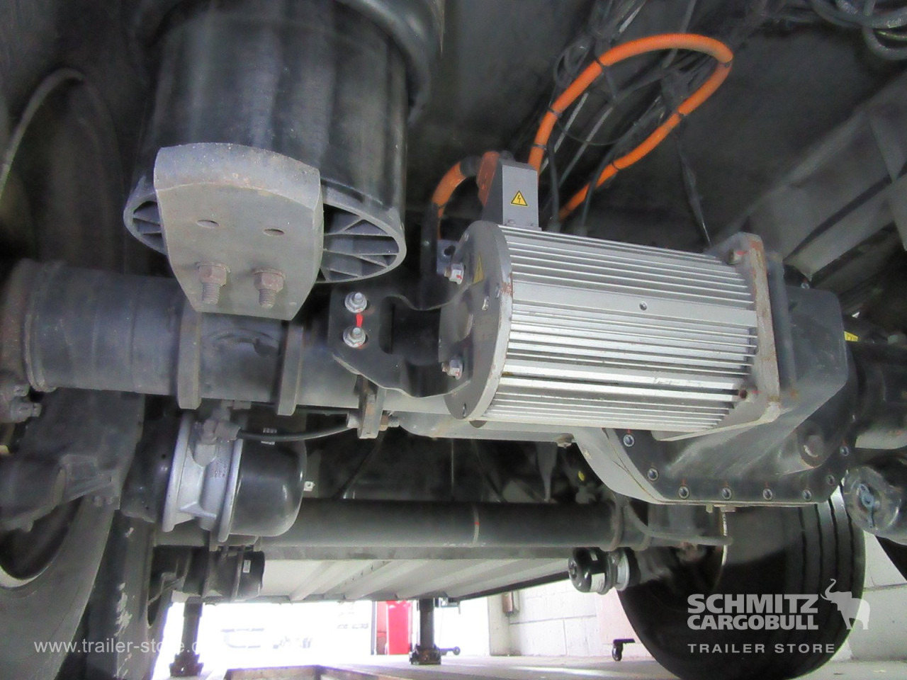 SCHMITZ Auflieger Tiefkühler Multitemp Taillift - Isotérmico semirremolque: foto 3 SCHMITZ Auflieger Tiefkühler Multitemp Taillift - Isotérmico semirremolque: foto 3