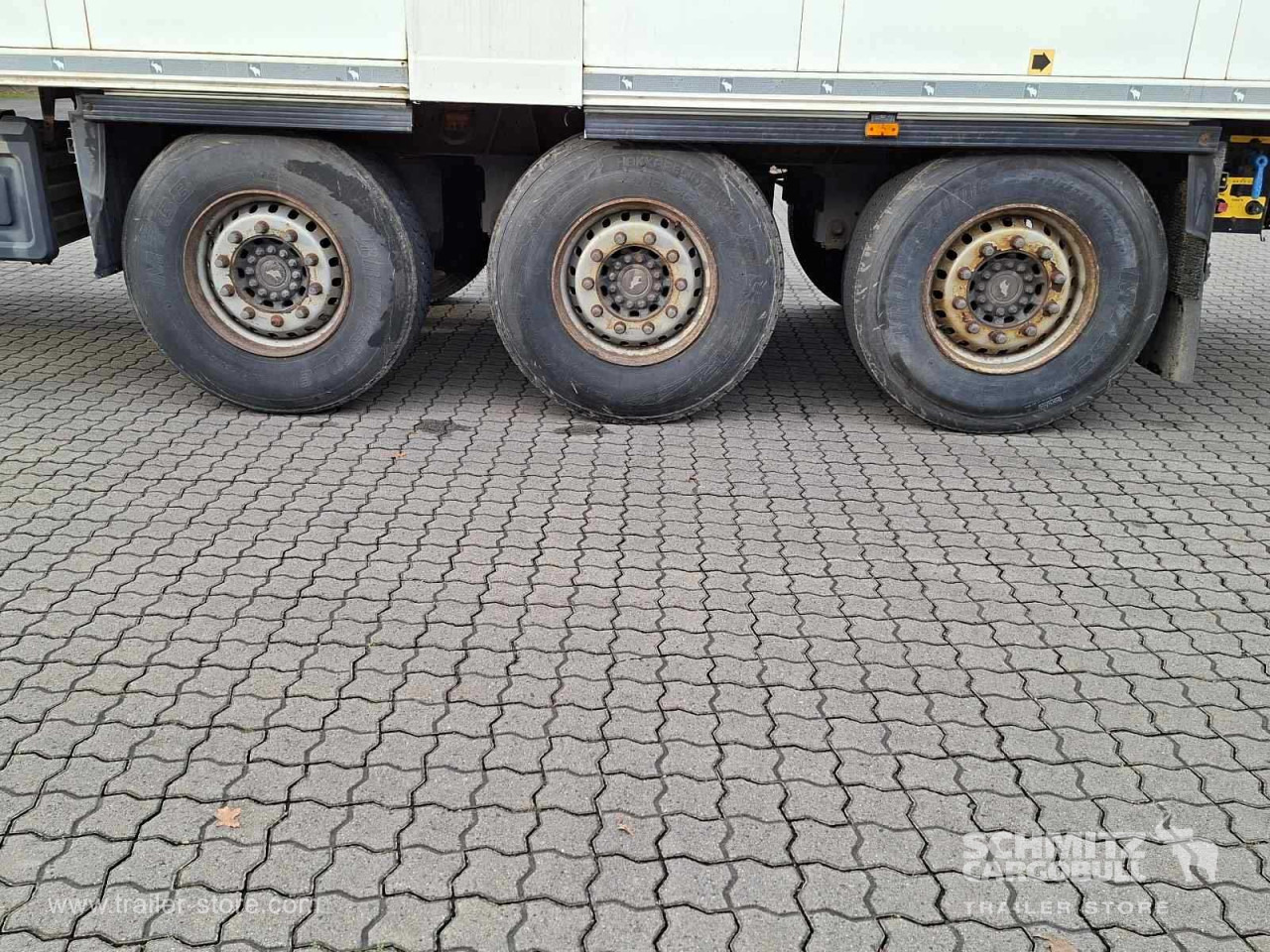 SCHMITZ Auflieger Tiefkühler Standard Double deck - Isotérmico semirremolque: foto 2 SCHMITZ Auflieger Tiefkühler Standard Double deck - Isotérmico semirremolque: foto 2