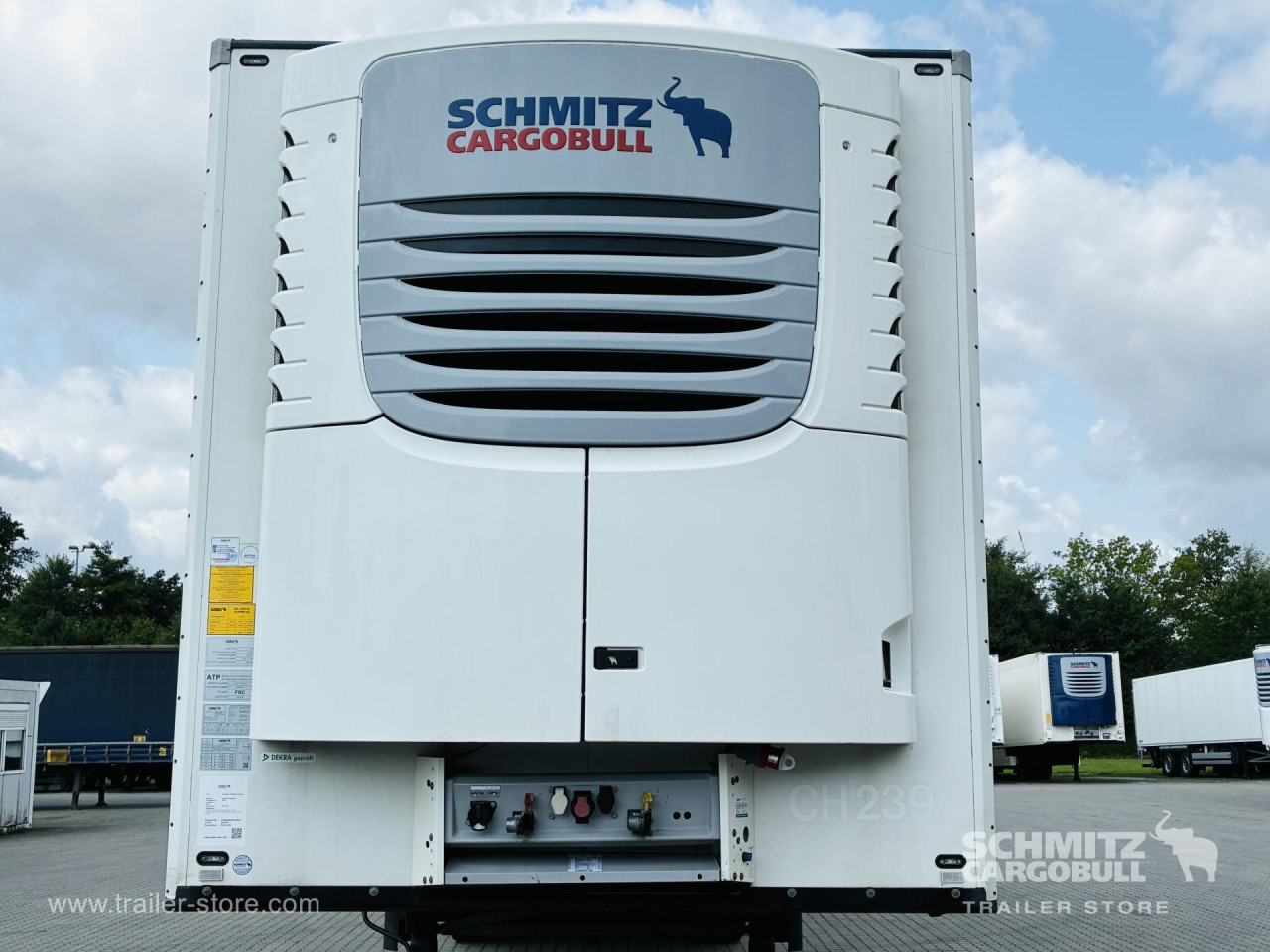 SCHMITZ Auflieger Tiefkühler Standard Double deck - Isotérmico semirremolque: foto 2 SCHMITZ Auflieger Tiefkühler Standard Double deck - Isotérmico semirremolque: foto 2