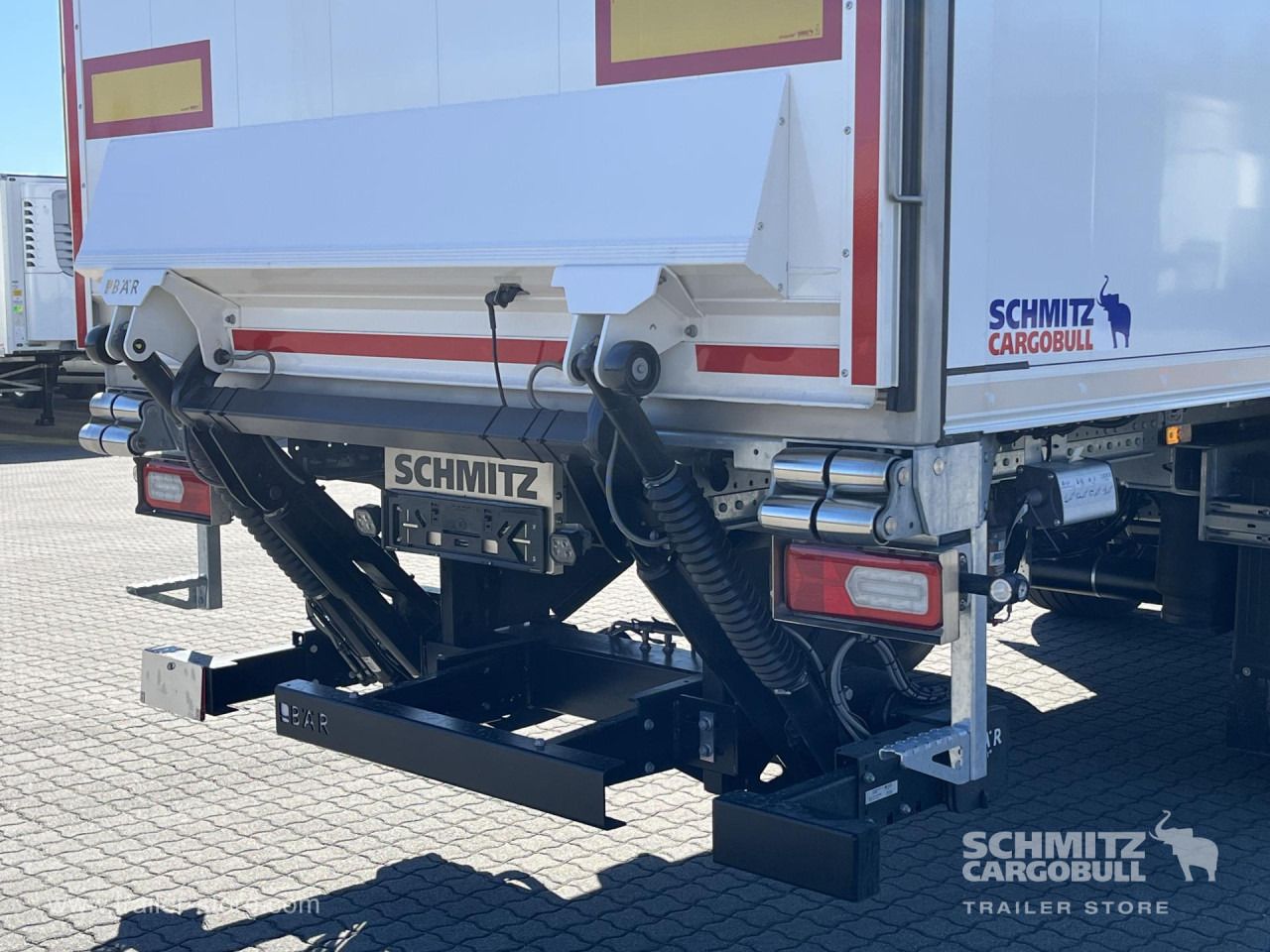 SCHMITZ Auflieger Tiefkühler Standard Taillift - Isotérmico semirremolque: foto 4 SCHMITZ Auflieger Tiefkühler Standard Taillift - Isotérmico semirremolque: foto 4