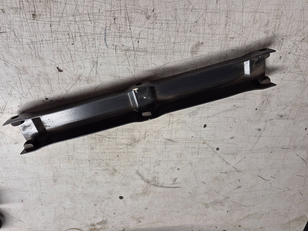 Scania Steun spatbord P, G, R, T- serie - Guardabarros para Camión: foto 2 Scania Steun spatbord P, G, R, T- serie - Guardabarros para Camión: foto 2