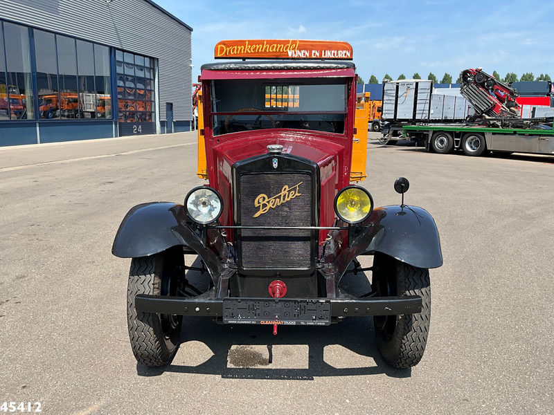 BERLIET V.H.A Oldtimer met open laadbak - Camión caja abierta: foto 2 BERLIET V.H.A Oldtimer met open laadbak - Camión caja abierta: foto 2