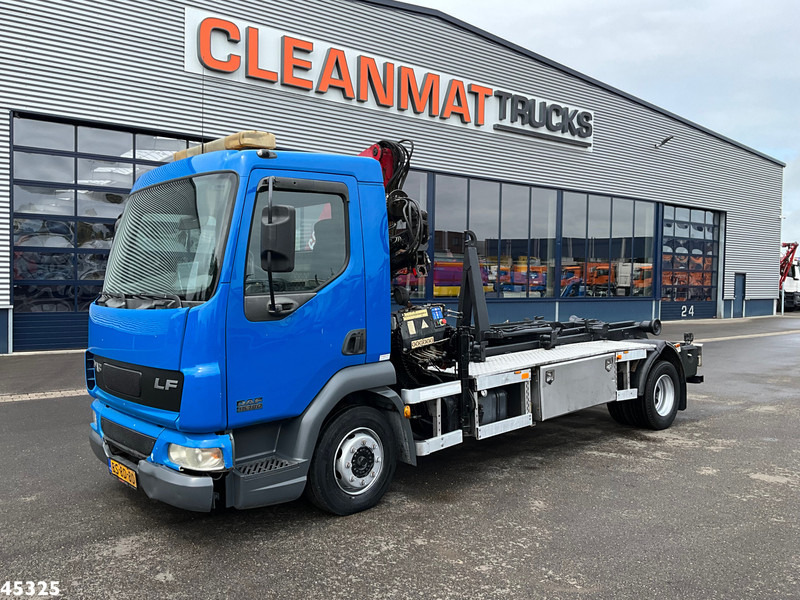 DAF FA 45 LF 180 HMF 7 Tonmeter laadkraan - Multibasculante camión, Camión grúa: foto 2 DAF FA 45 LF 180 HMF 7 Tonmeter laadkraan - Multibasculante camión, Camión grúa: foto 2