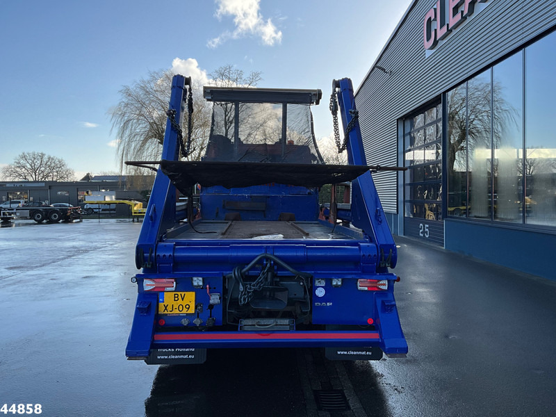 DAF FAN 85 CF 360 Manual VDL 18 Ton portaalarmsysteem - Portacontenedor de cadenas camión: foto 5 DAF FAN 85 CF 360 Manual VDL 18 Ton portaalarmsysteem - Portacontenedor de cadenas camión: foto 5