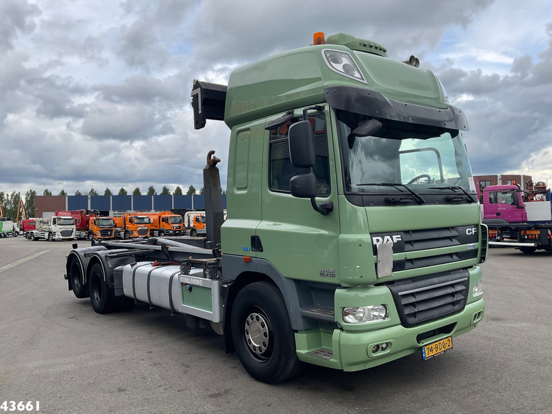 DAF FAS 85 CF 410 VDL 21 Ton haakarmsysteem - Multibasculante camión: foto 3 DAF FAS 85 CF 410 VDL 21 Ton haakarmsysteem - Multibasculante camión: foto 3