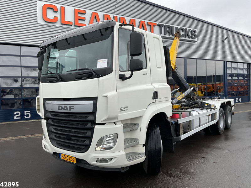 DAF FAS CF 460 Euro 6 Palfinger haakarmsysteem - Multibasculante camión: foto 1 DAF FAS CF 460 Euro 6 Palfinger haakarmsysteem - Multibasculante camión: foto 1