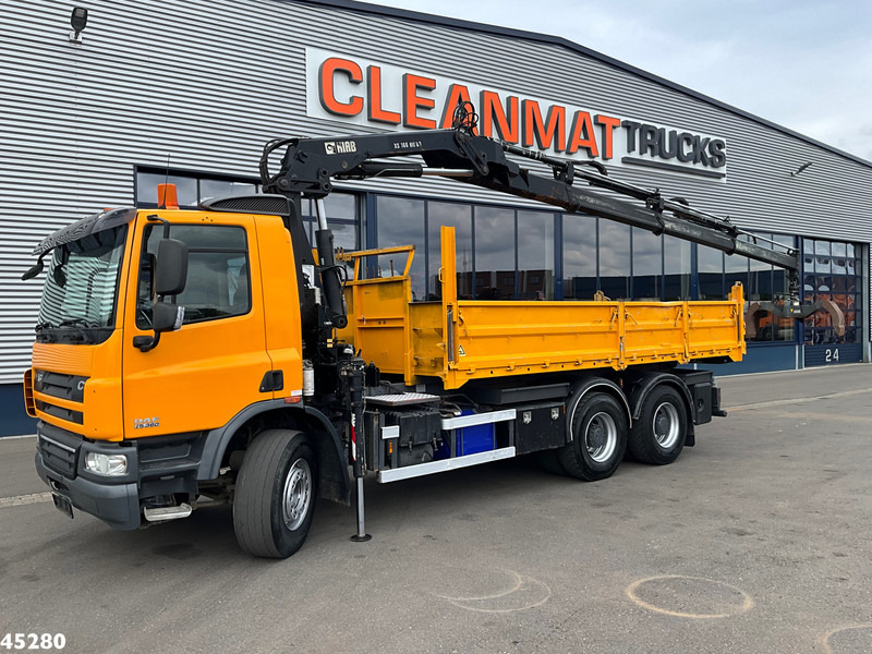 DAF FAT 75 CF 340 6x4 Manual Full steel Hiab 16 Tonmeter laadkraan - Volquete camión, Camión grúa: foto 2 DAF FAT 75 CF 340 6x4 Manual Full steel Hiab 16 Tonmeter laadkraan - Volquete camión, Camión grúa: foto 2