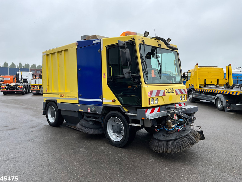 Dulevo 5020 S with 3-rd brush - Barredora vial: foto 5 Dulevo 5020 S with 3-rd brush - Barredora vial: foto 5