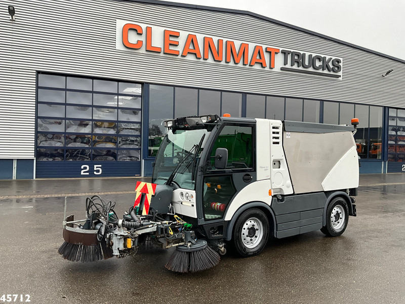 Hako CityMaster 2200 Euro 6 Just 19.762 km! - Barredora vial: foto 3 Hako CityMaster 2200 Euro 6 Just 19.762 km! - Barredora vial: foto 3