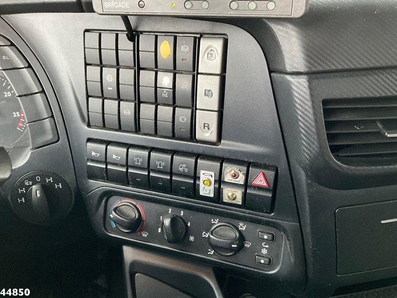 Multibasculante camión, Camión grúa Iveco Trakker AD380T41W 8x6 Euro 6 HMF 19 Tonmeter Z-kraan: foto 18