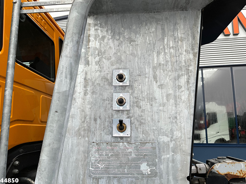 Multibasculante camión, Camión grúa Iveco Trakker AD380T41W 8x6 Euro 6 HMF 19 Tonmeter Z-kraan: foto 12