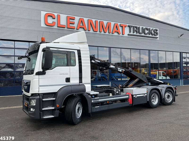 MAN TGS 26.400 Euro 6 24 Ton kettingsysteem - Camión con equipo de cable: foto 1 MAN TGS 26.400 Euro 6 24 Ton kettingsysteem - Camión con equipo de cable: foto 1