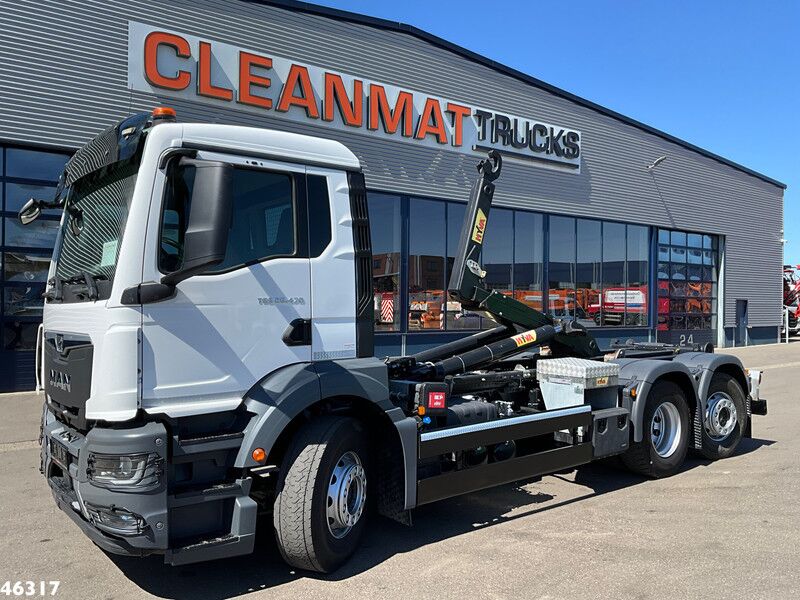 MAN TGS 26.470 Euro 6 Retarder Hyvalift 20 Ton haakarmsysteem - Multibasculante camión: foto 1 MAN TGS 26.470 Euro 6 Retarder Hyvalift 20 Ton haakarmsysteem - Multibasculante camión: foto 1
