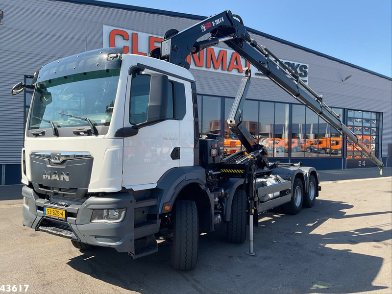 MAN TGS 32.470 8x4 Euro 6 Hiab 22 Tonmeter laadkraan Just 68.765 Km! - Multibasculante camión: foto 1 MAN TGS 32.470 8x4 Euro 6 Hiab 22 Tonmeter laadkraan Just 68.765 Km! - Multibasculante camión: foto 1