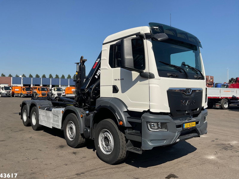 MAN TGS 32.470 8x4 Euro 6 Hiab 22 Tonmeter laadkraan Just 68.765 Km! - Camión grúa: foto 5 MAN TGS 32.470 8x4 Euro 6 Hiab 22 Tonmeter laadkraan Just 68.765 Km! - Camión grúa: foto 5