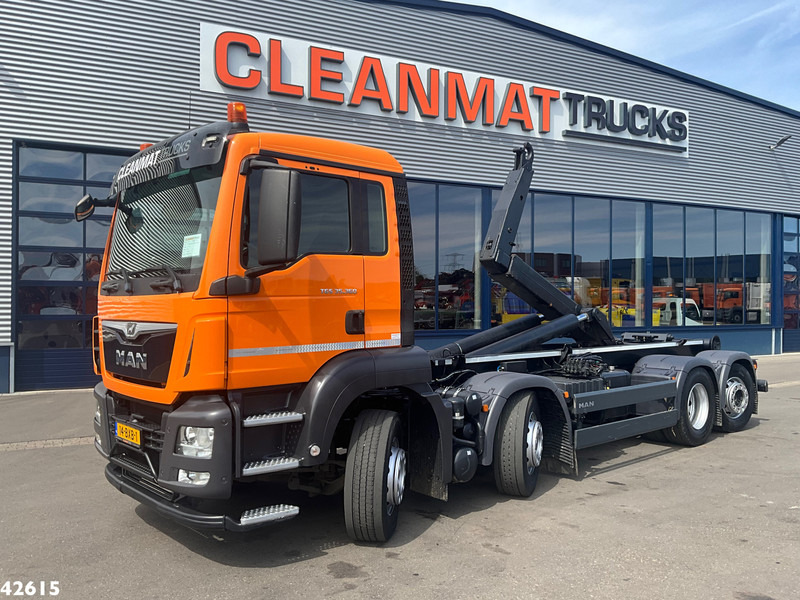MAN TGS 35.360 8x2 Euro 6 VDL 30 Ton haakarmsysteem - Multibasculante camión: foto 1 MAN TGS 35.360 8x2 Euro 6 VDL 30 Ton haakarmsysteem - Multibasculante camión: foto 1