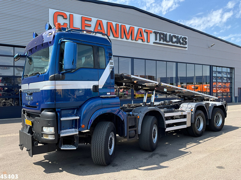 MAN TGS 43.440 8x8 HTS 30 Ton containersysteem + Vossebelt 20m³ container - Camión con equipo de cable: foto 2 MAN TGS 43.440 8x8 HTS 30 Ton containersysteem + Vossebelt 20m³ container - Camión con equipo de cable: foto 2