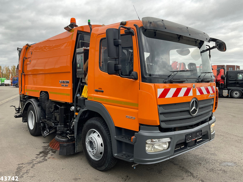 Barredora vial Mercedes-Benz ATEGO 1523 Faun VIAJET 6 R/HS Wegdekreiniger Just 14.776 km!: foto 8