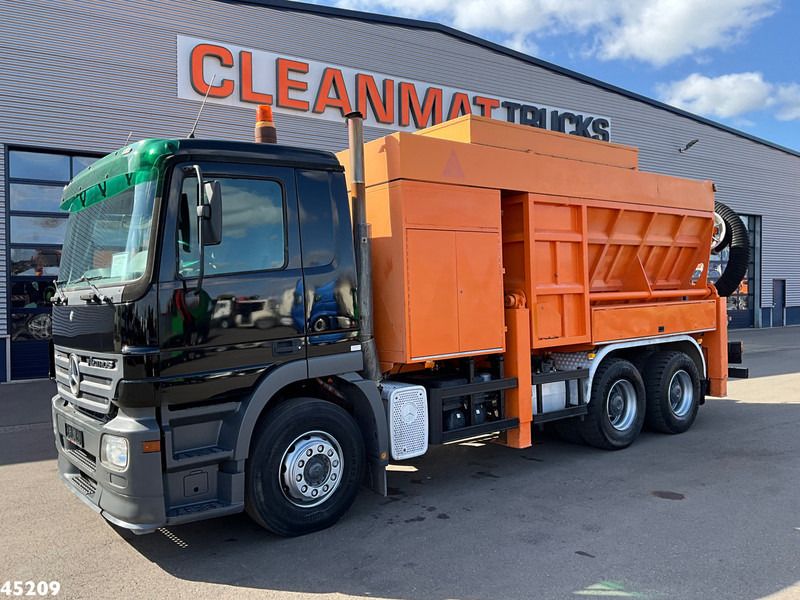 Mercedes-Benz Actros 3336 6x4 RSP Saugbagger 7m³ - Limpieza de alcantarillado: foto 2 Mercedes-Benz Actros 3336 6x4 RSP Saugbagger 7m³ - Limpieza de alcantarillado: foto 2