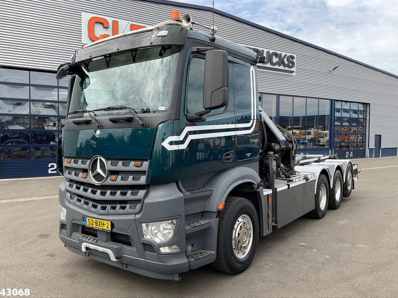 Mercedes-Benz Arocs 3251 8x4 Euro 6 Hiab 28 Tonmeter laadkraan - Multibasculante camión, Camión grúa: foto 2 Mercedes-Benz Arocs 3251 8x4 Euro 6 Hiab 28 Tonmeter laadkraan - Multibasculante camión, Camión grúa: foto 2