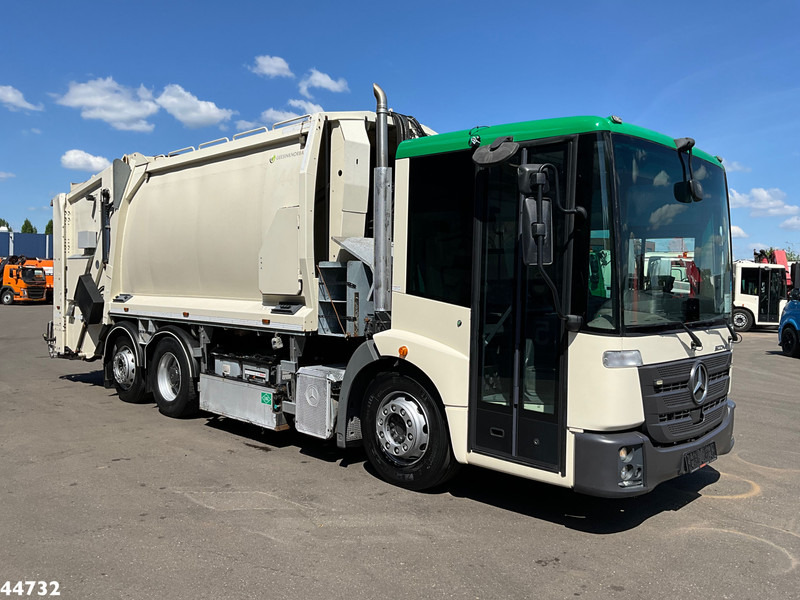 Mercedes-Benz Econic 2630 Euro 6 CNG Norba MF 300 18m³ 2 compartimenten just 137.620 km! - Camión de basura: foto 4 Mercedes-Benz Econic 2630 Euro 6 CNG Norba MF 300 18m³ 2 compartimenten just 137.620 km! - Camión de basura: foto 4