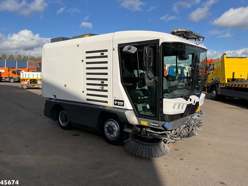 Ravo 540 Euro 6 - Barredora vial: foto 3 Ravo 540 Euro 6 - Barredora vial: foto 3