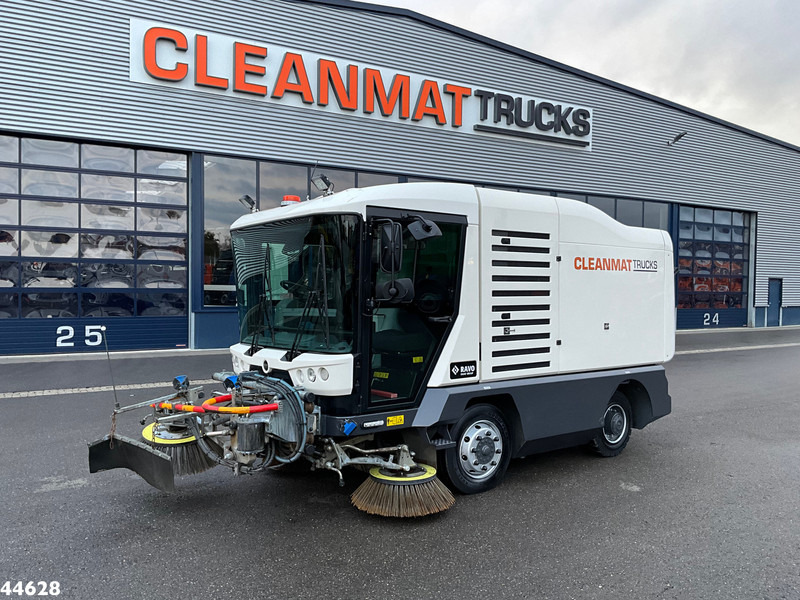 Ravo 540 Euro 6 with 3-rd brush - Barredora vial: foto 3 Ravo 540 Euro 6 with 3-rd brush - Barredora vial: foto 3