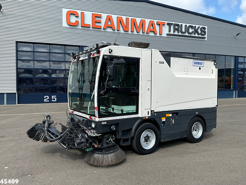 Schmidt Cleango 500 Compact Euro 6 with 3-rd brush - Barredora vial: foto 2 Schmidt Cleango 500 Compact Euro 6 with 3-rd brush - Barredora vial: foto 2