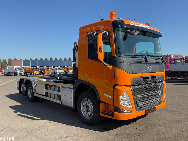 Volvo FM 430 VDL 21 Ton haakarmsysteem - Multibasculante camión: foto 3 Volvo FM 430 VDL 21 Ton haakarmsysteem - Multibasculante camión: foto 3