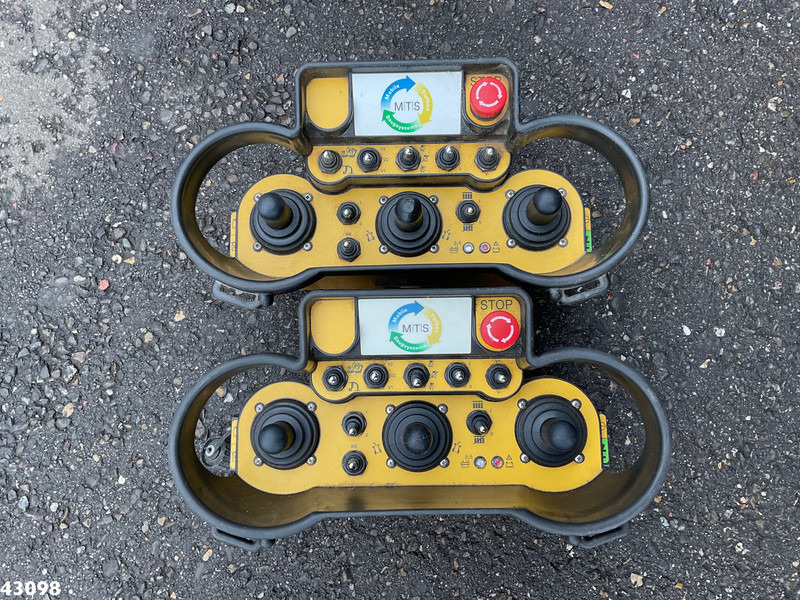 Leasing financiero de Volvo FMX 540 8x4 Euro 6 MTS Dino “3 Turbines” Saugbagger leasing Volvo FMX 540 8x4 Euro 6 MTS Dino “3 Turbines” Saugbagger: foto 14 Leasing financiero de Volvo FMX 540 8x4 Euro 6 MTS Dino “3 Turbines” Saugbagger leasing Volvo FMX 540 8x4 Euro 6 MTS Dino “3 Turbines” Saugbagger: foto 14