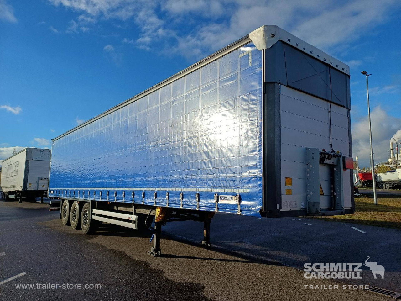 SCHMITZ Auflieger Curtainsider Standard - Semirremolque lona: foto 1 SCHMITZ Auflieger Curtainsider Standard - Semirremolque lona: foto 1