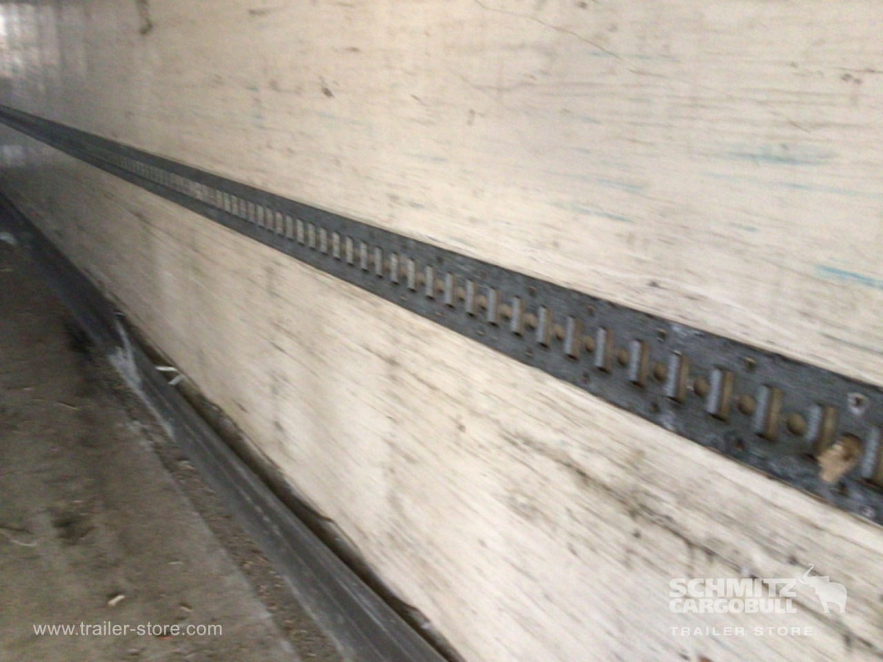 KRONE Reefer Standard Taillift - Isotérmico semirremolque: foto 3 KRONE Reefer Standard Taillift - Isotérmico semirremolque: foto 3