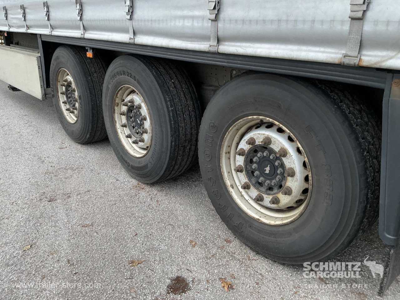 SCHMITZ Curtainsider Standard , Folding wall right - Semirremolque lona: foto 3 SCHMITZ Curtainsider Standard , Folding wall right - Semirremolque lona: foto 3