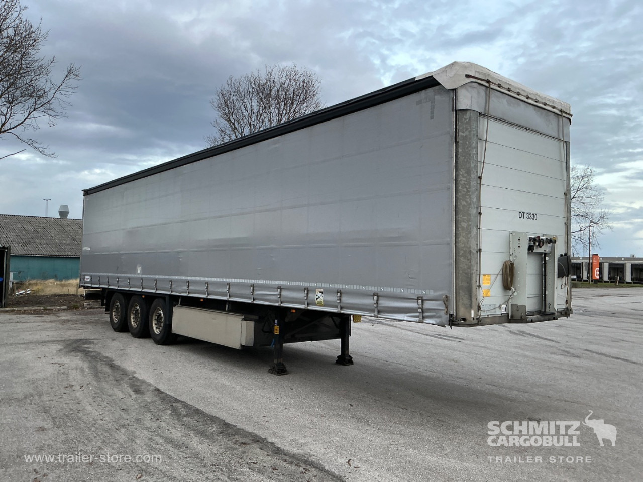 SCHMITZ Curtainsider Standard , Folding wall right - Semirremolque lona: foto 1 SCHMITZ Curtainsider Standard , Folding wall right - Semirremolque lona: foto 1