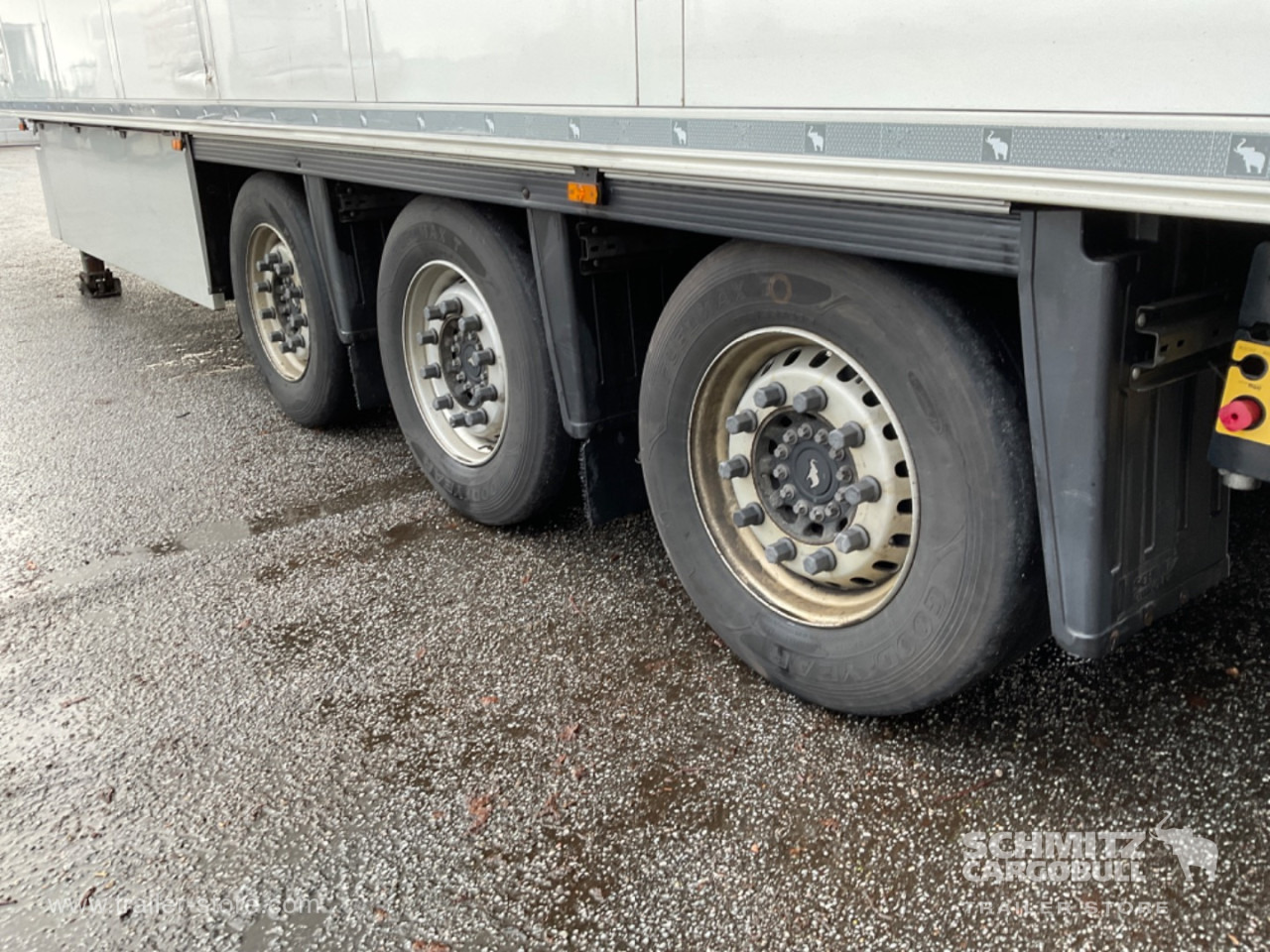 SCHMITZ Reefer Multitemp Double deck - Isotérmico semirremolque: foto 5 SCHMITZ Reefer Multitemp Double deck - Isotérmico semirremolque: foto 5