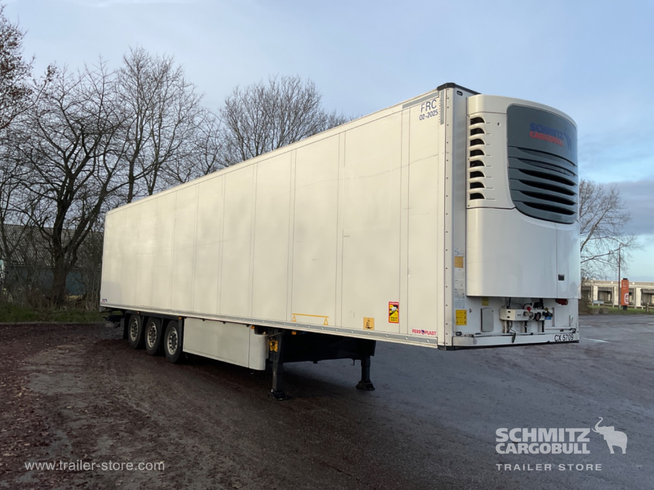 SCHMITZ Reefer Multitemp Double deck - Isotérmico semirremolque: foto 1 SCHMITZ Reefer Multitemp Double deck - Isotérmico semirremolque: foto 1