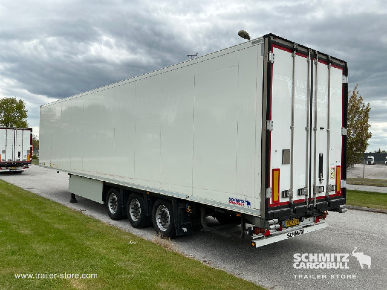 Leasing financiero de SCHMITZ Semiremolque Frigo Sistema carne colgada leasing SCHMITZ Semiremolque Frigo Sistema carne colgada: foto 11 Leasing financiero de SCHMITZ Semiremolque Frigo Sistema carne colgada leasing SCHMITZ Semiremolque Frigo Sistema carne colgada: foto 11