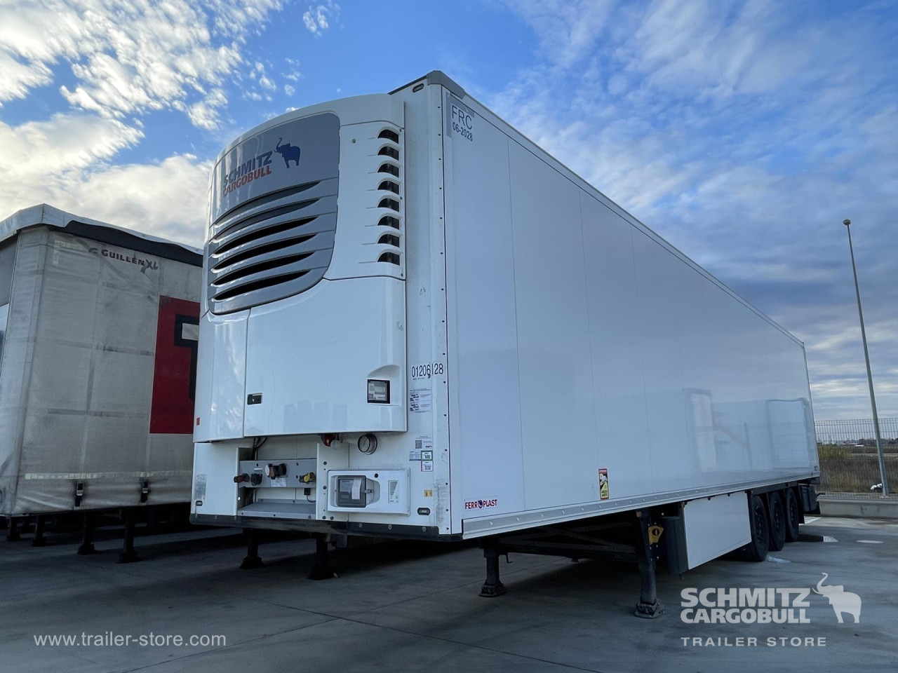 SCHMITZ Semiremolque Frigo Standard - Isotérmico semirremolque: foto 5 SCHMITZ Semiremolque Frigo Standard - Isotérmico semirremolque: foto 5
