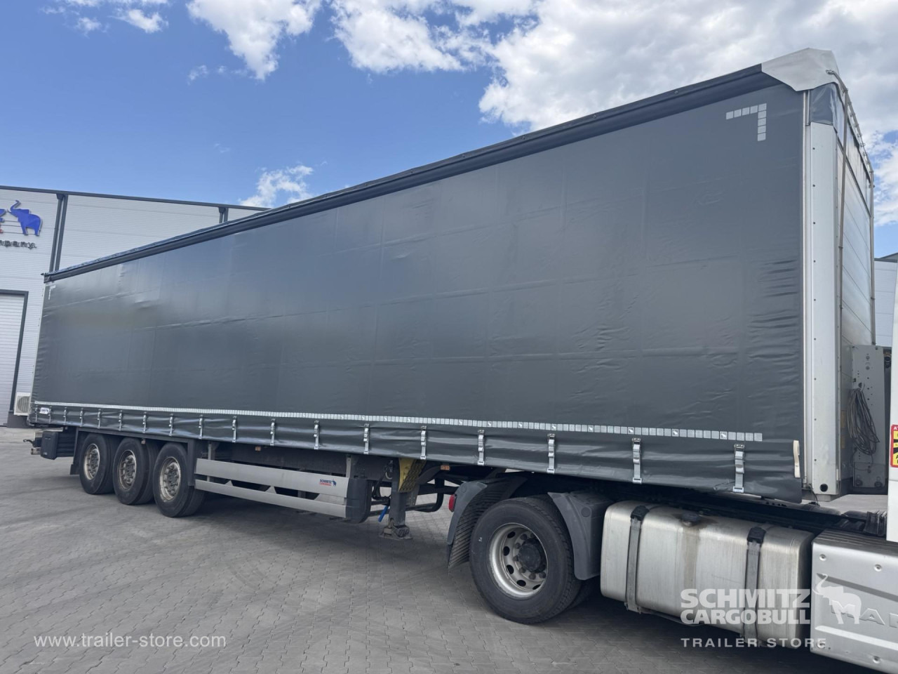 SCHMITZ Curtainsider Standard - Semirremolque lona: foto 1 SCHMITZ Curtainsider Standard - Semirremolque lona: foto 1