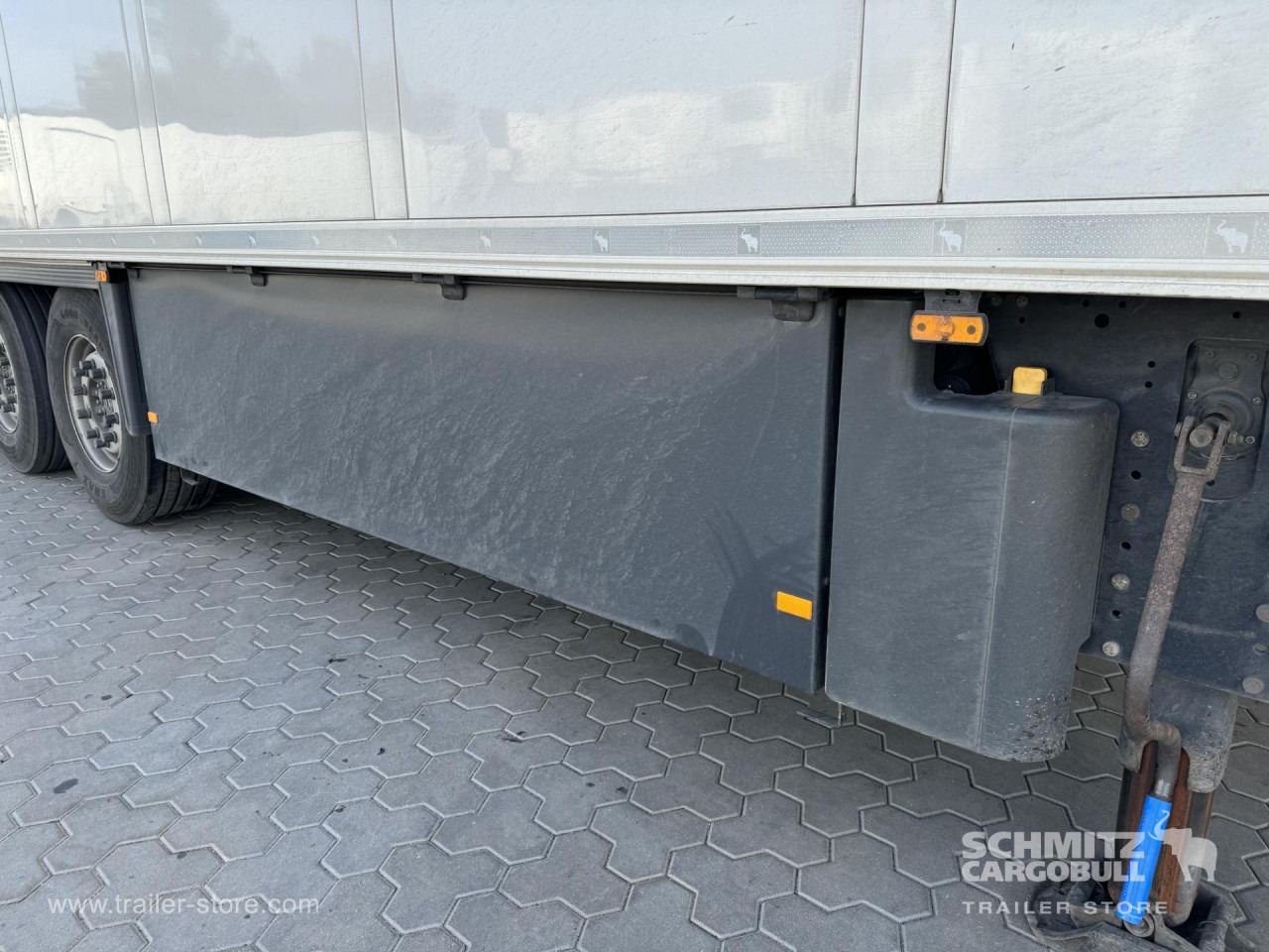 SCHMITZ Reefer Standard Double deck - Isotérmico semirremolque: foto 2 SCHMITZ Reefer Standard Double deck - Isotérmico semirremolque: foto 2