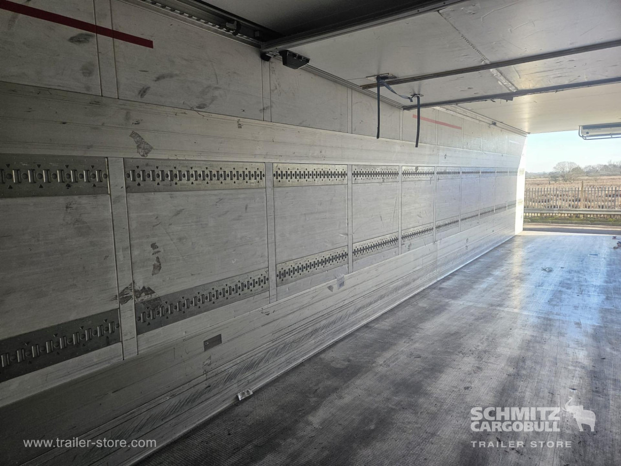 SCHMITZ Reefer Multitemp - Isotérmico semirremolque: foto 3 SCHMITZ Reefer Multitemp - Isotérmico semirremolque: foto 3