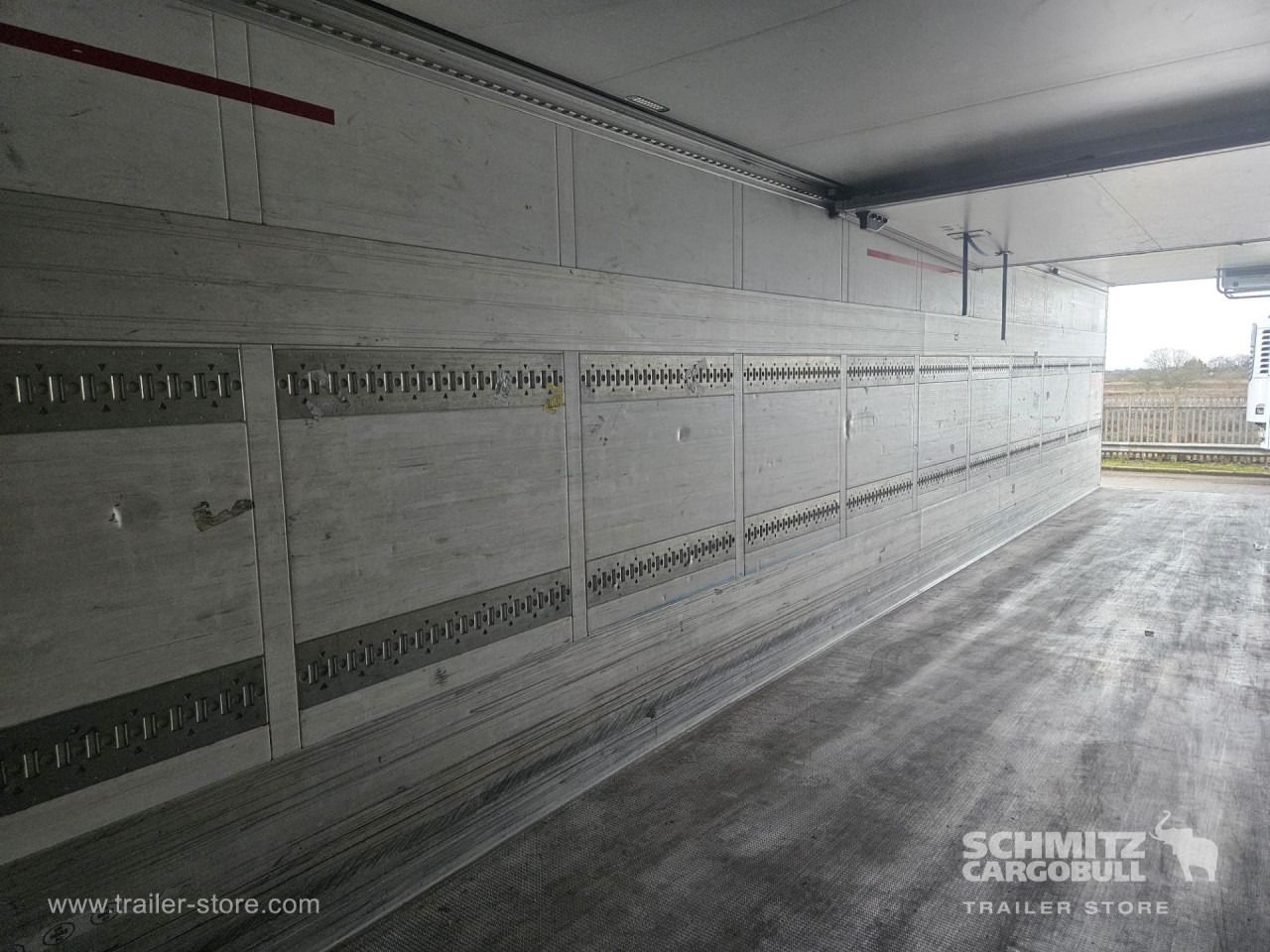 SCHMITZ Reefer Standard - Isotérmico semirremolque: foto 3 SCHMITZ Reefer Standard - Isotérmico semirremolque: foto 3