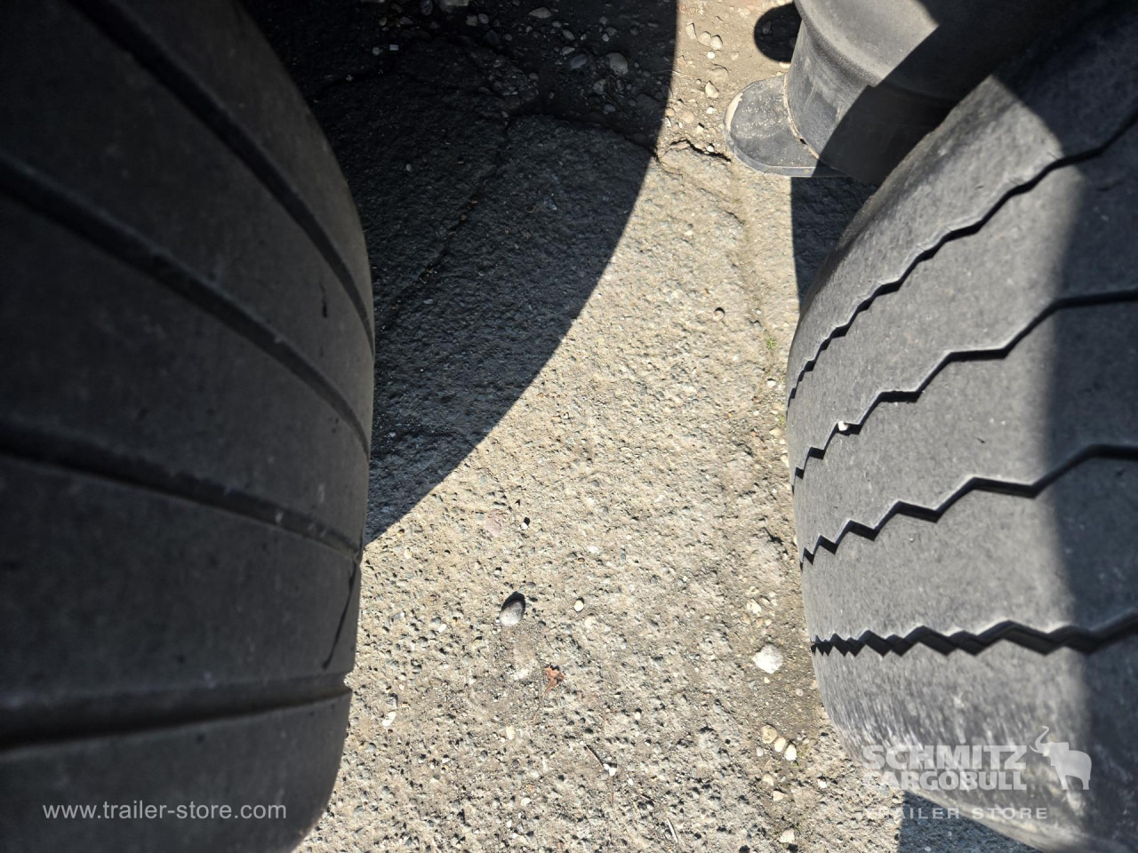 SCHMITZ Curtainsider Standard - Semirremolque lona: foto 3 SCHMITZ Curtainsider Standard - Semirremolque lona: foto 3