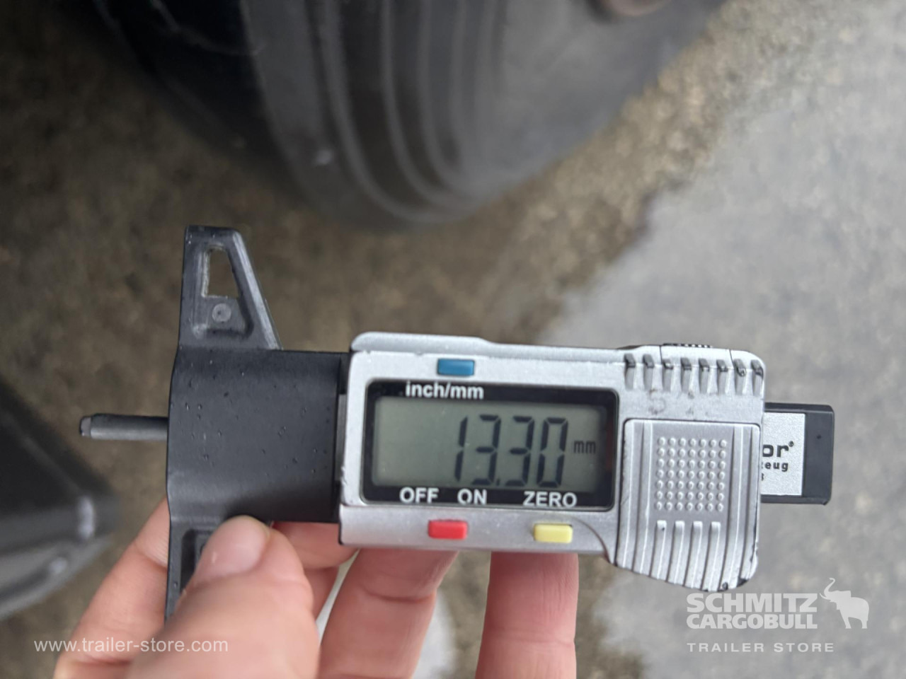 SCHMITZ Curtainsider Mega - Semirremolque lona: foto 2 SCHMITZ Curtainsider Mega - Semirremolque lona: foto 2