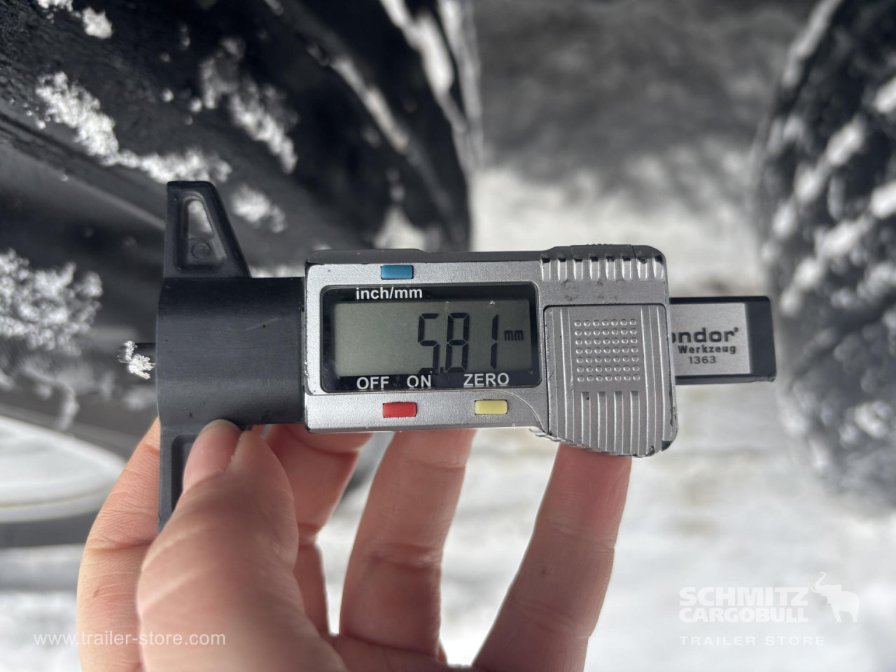 SCHMITZ Curtainsider Standard - Semirremolque lona: foto 2 SCHMITZ Curtainsider Standard - Semirremolque lona: foto 2